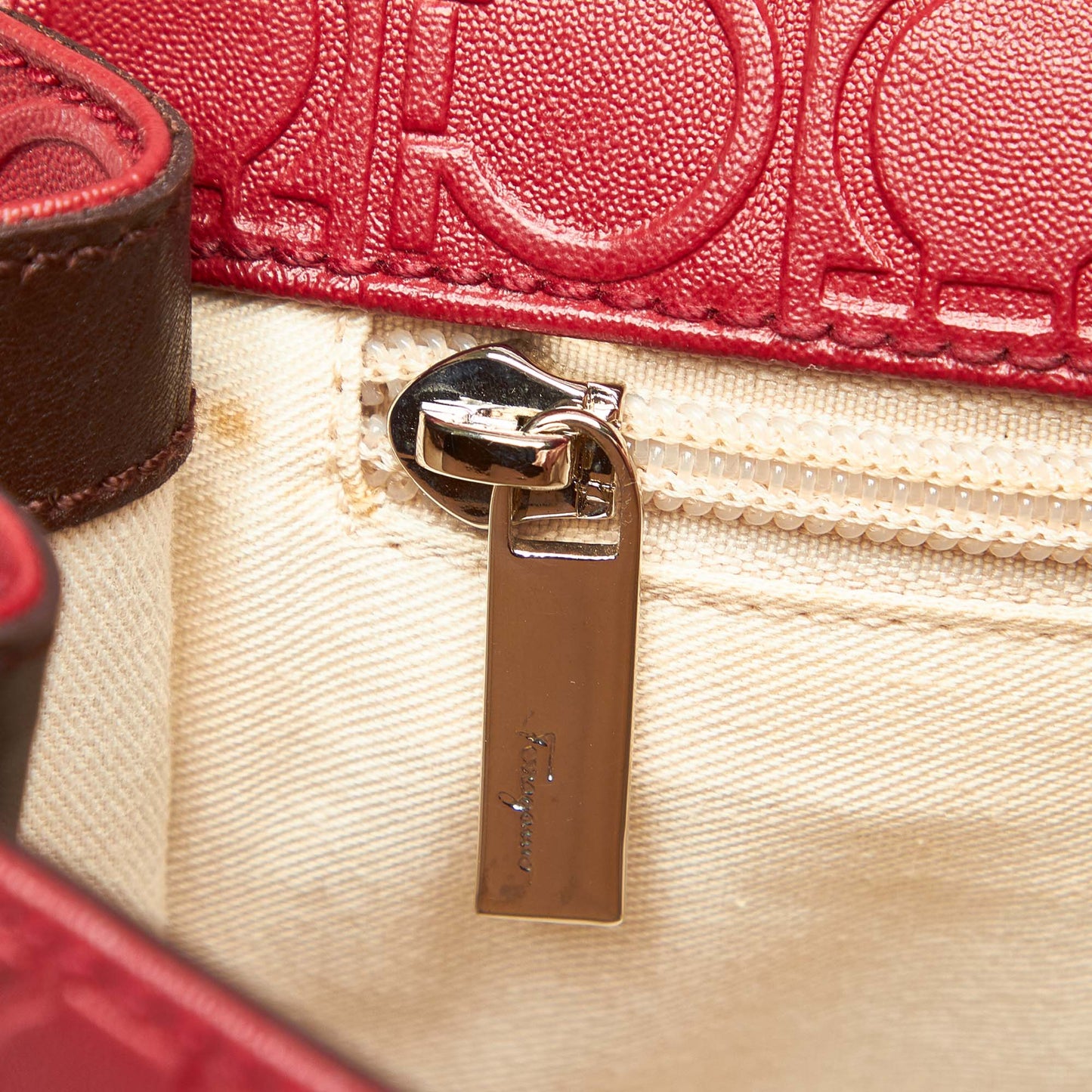 Gancini Leather Shoulder Bag