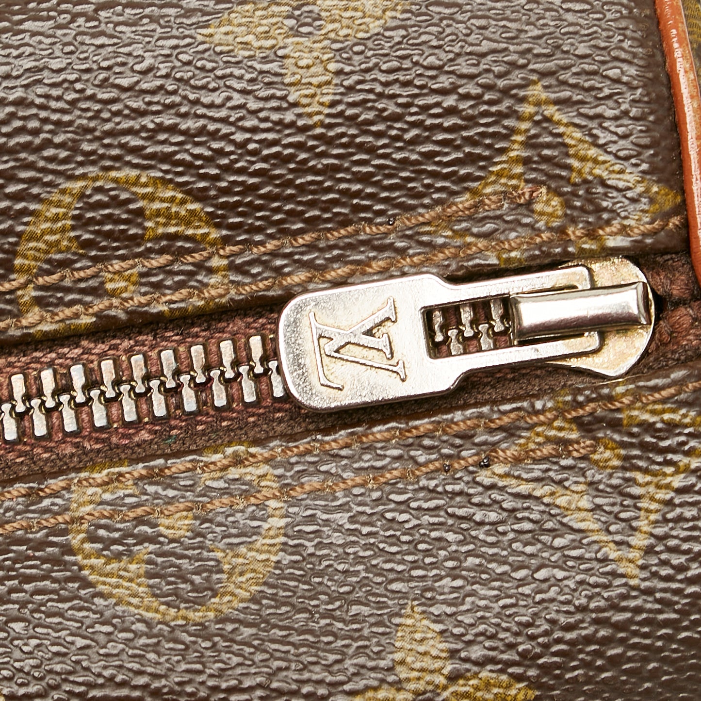 Monogram Papillon 26