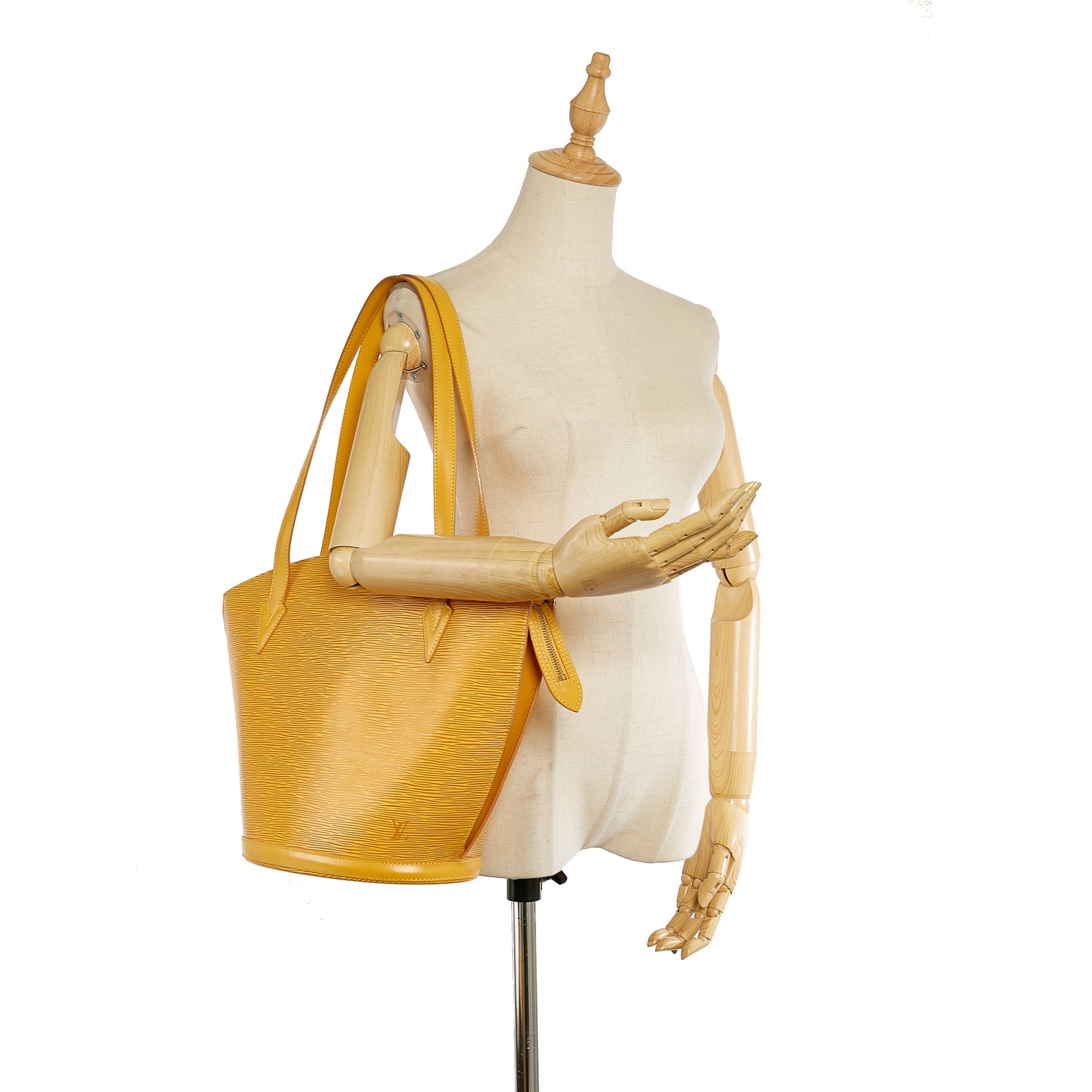 Epi Saint Jacques GM Long Strap