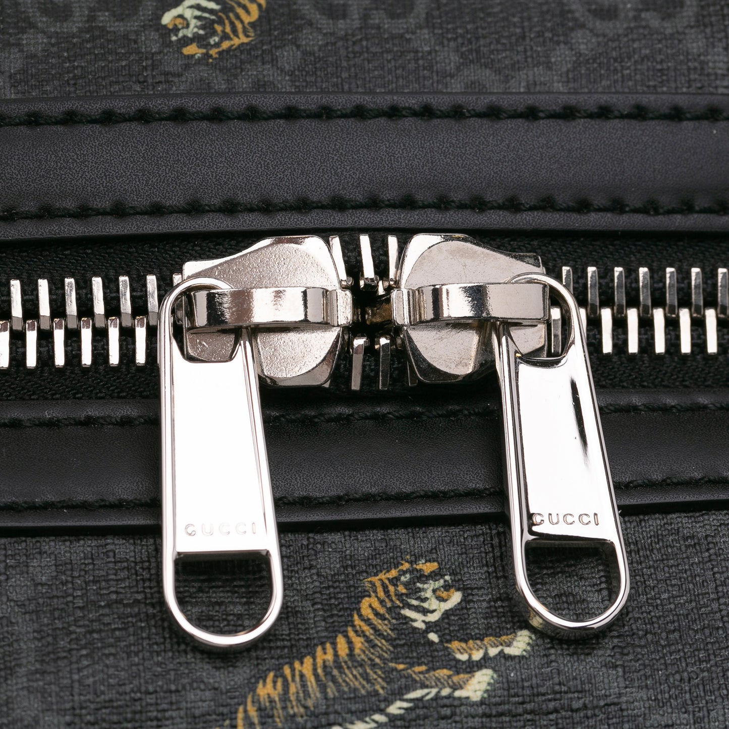GG Supreme Tiger Duffle