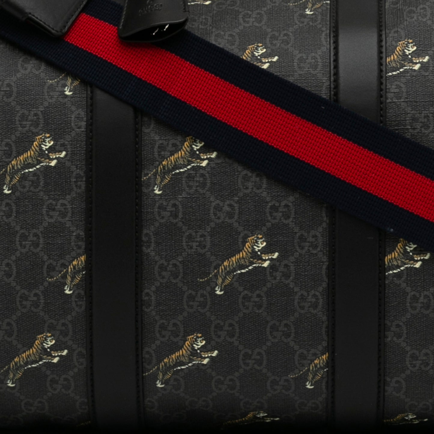 GG Supreme Tiger Duffle