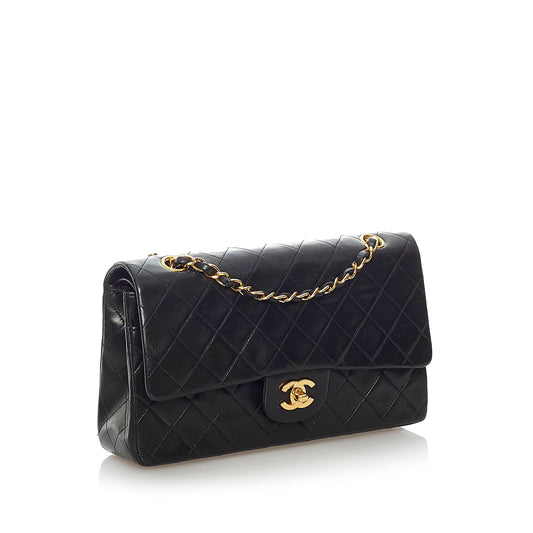 Medium Classic Lambskin Double Flap