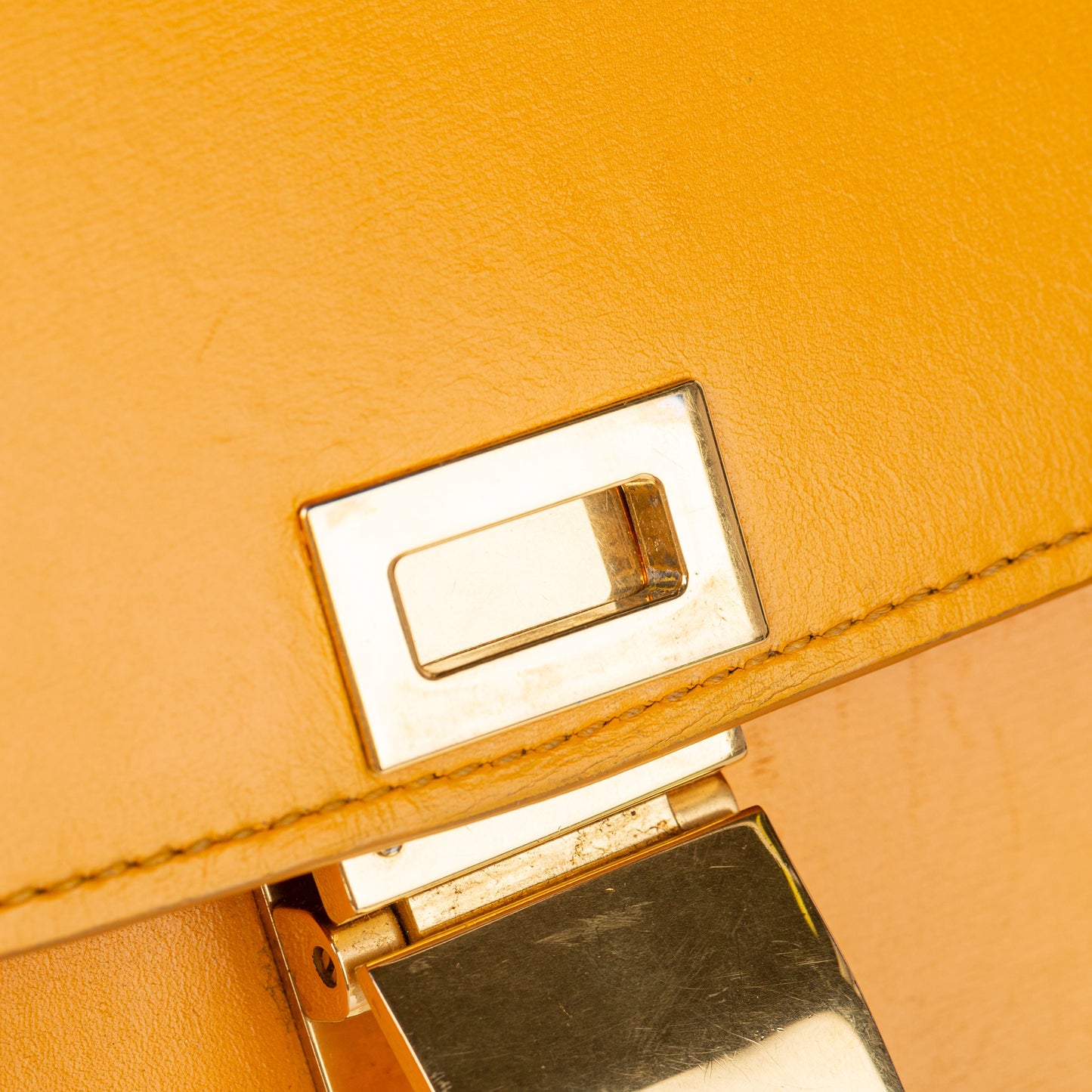 Medium Classic Box Leather Crossbody Bag