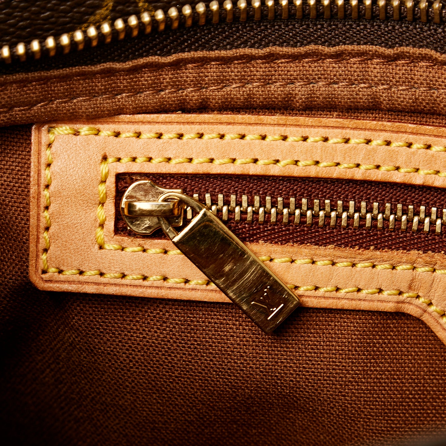 Monogram Trotteur