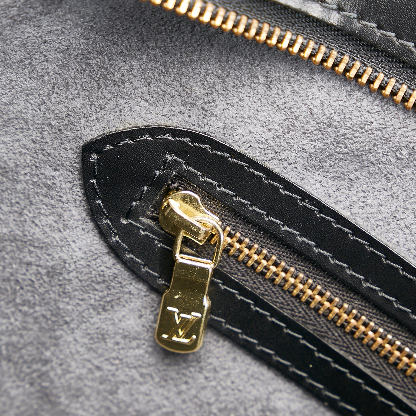 Epi Saint Jacques PM Long Strap