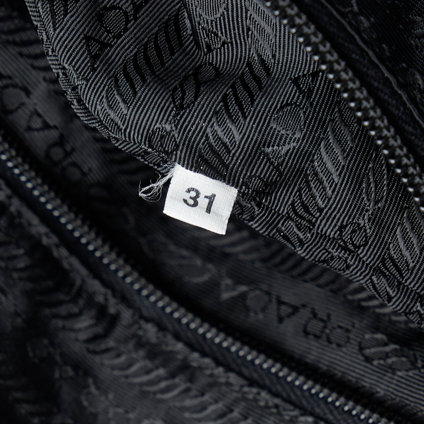 Tessuto Shoulder Bag