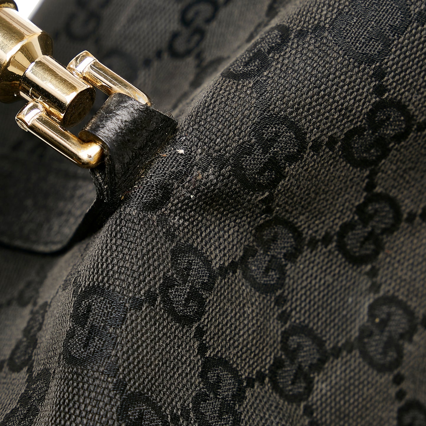 GG Canvas Nailhead Jackie