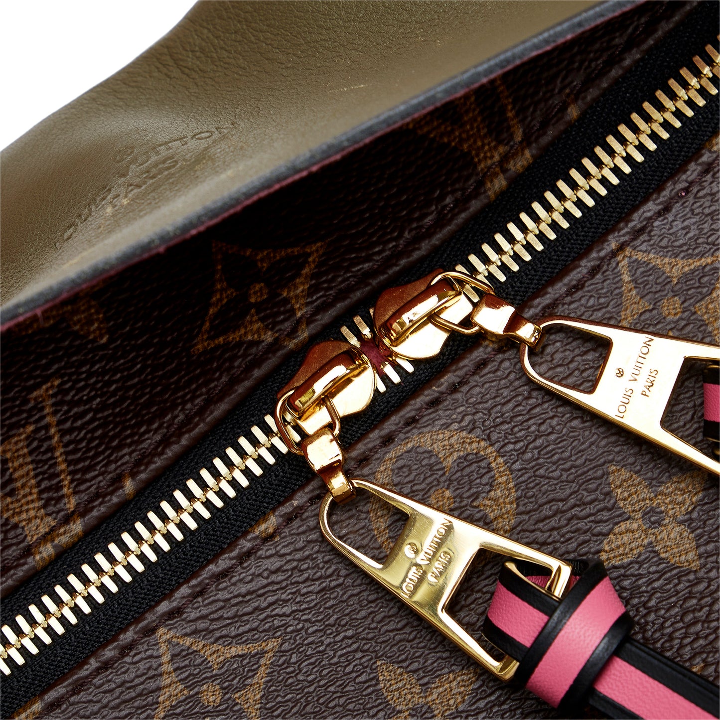 Monogram Tuileries Besace