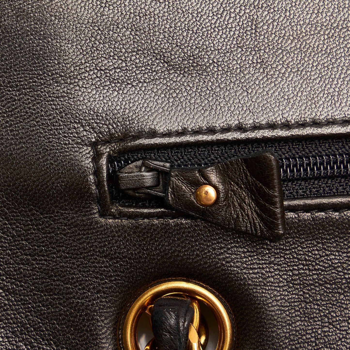 Medium Classic Lambskin Double Flap