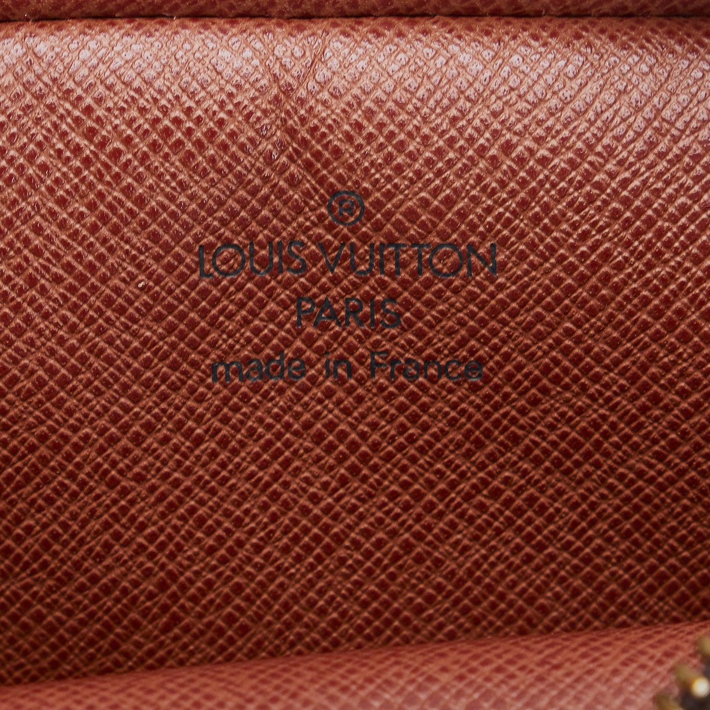 Monogram Amazone