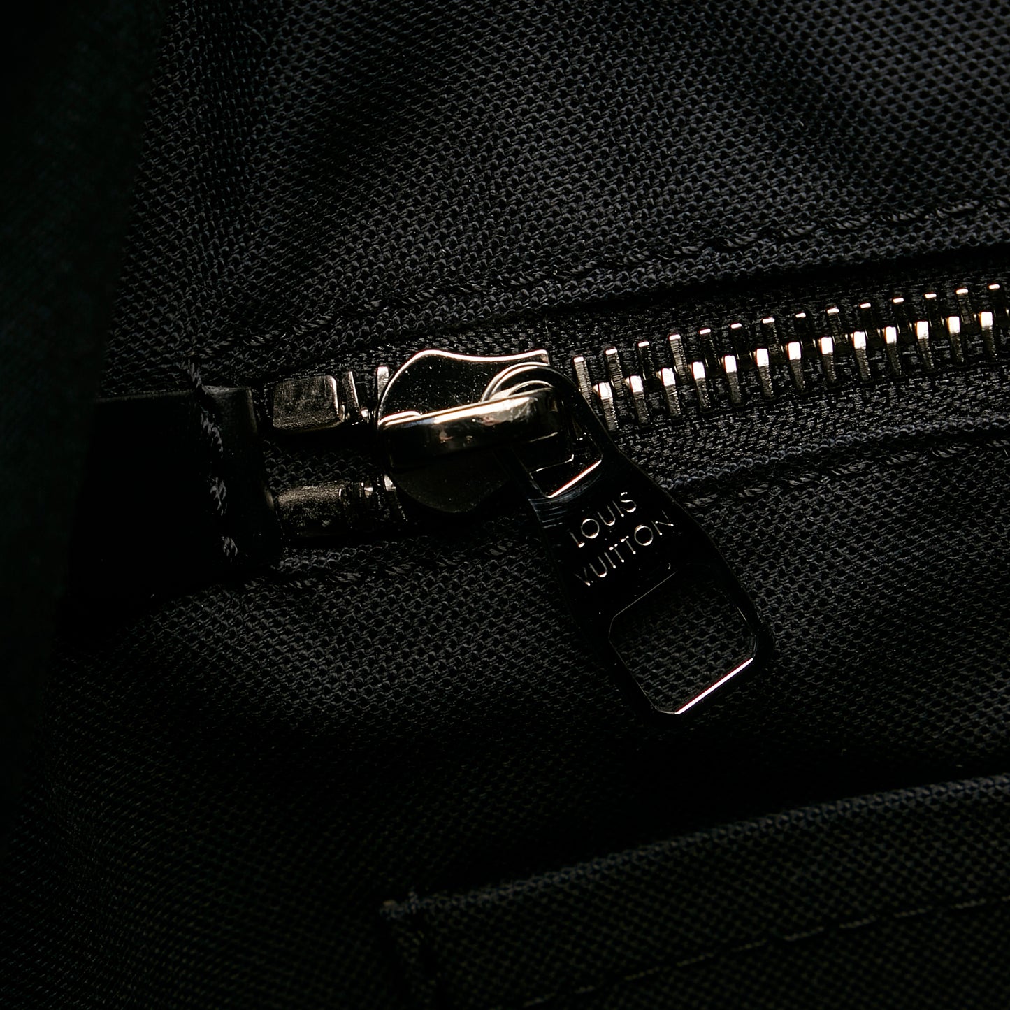 Damier Graphite Giant Christopher