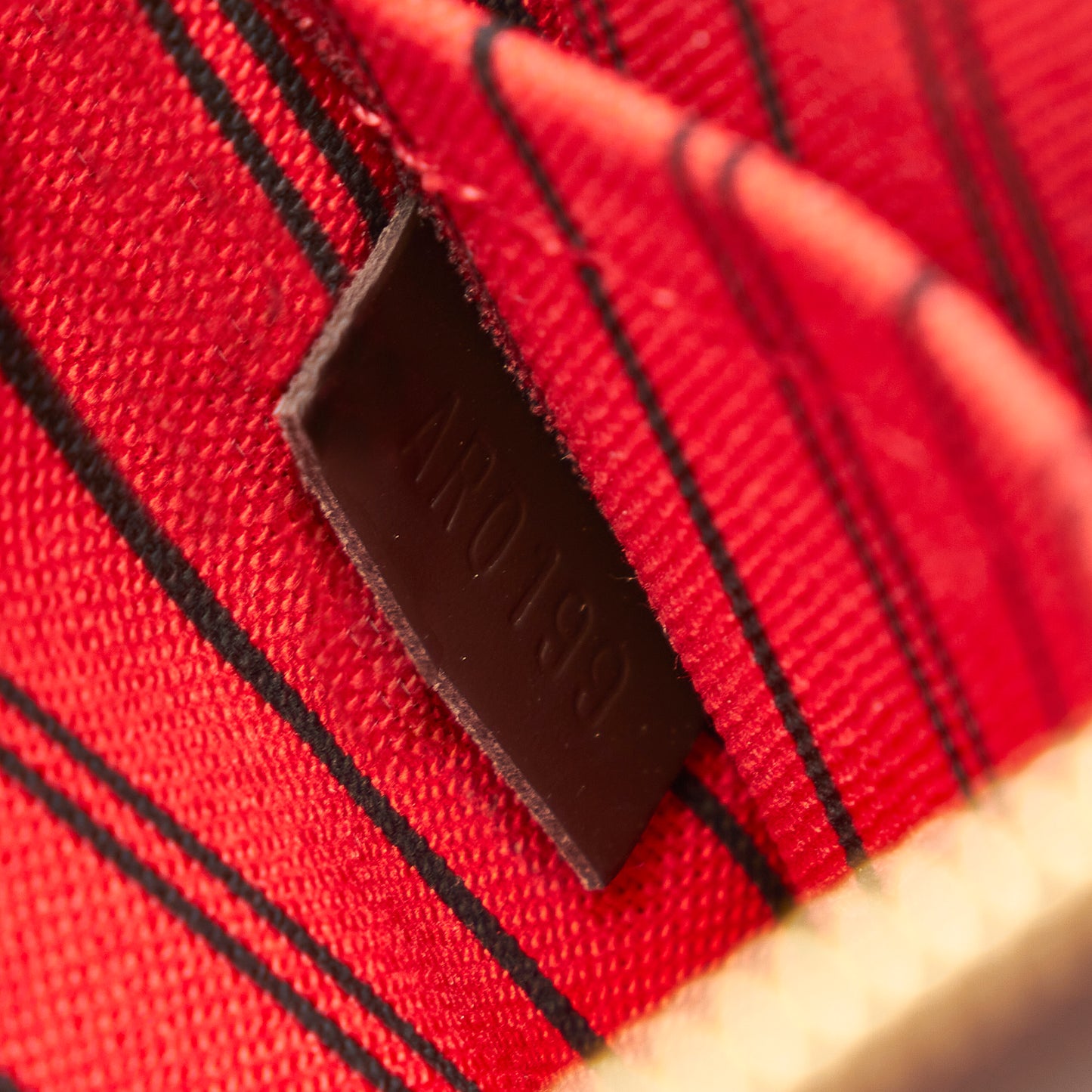 Damier Ebene Neverfull Pochette