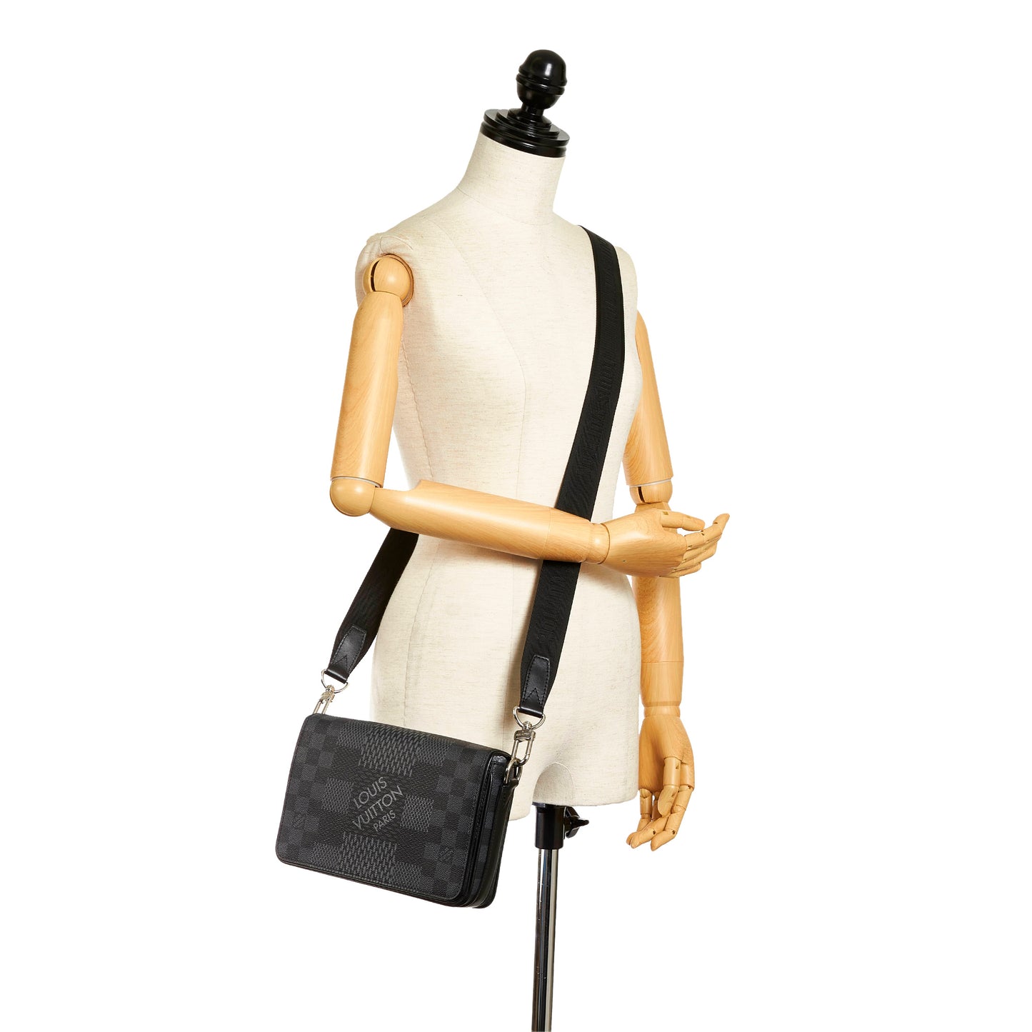 Damier Graphite 3D Studio Messenger