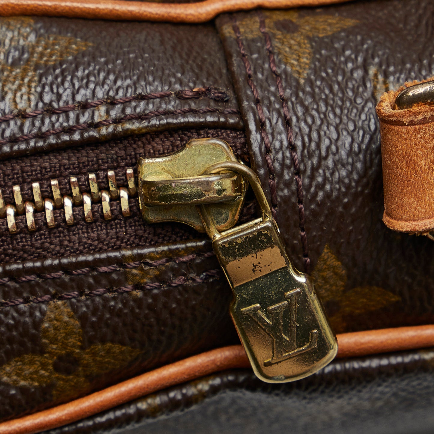 Monogram Amazone
