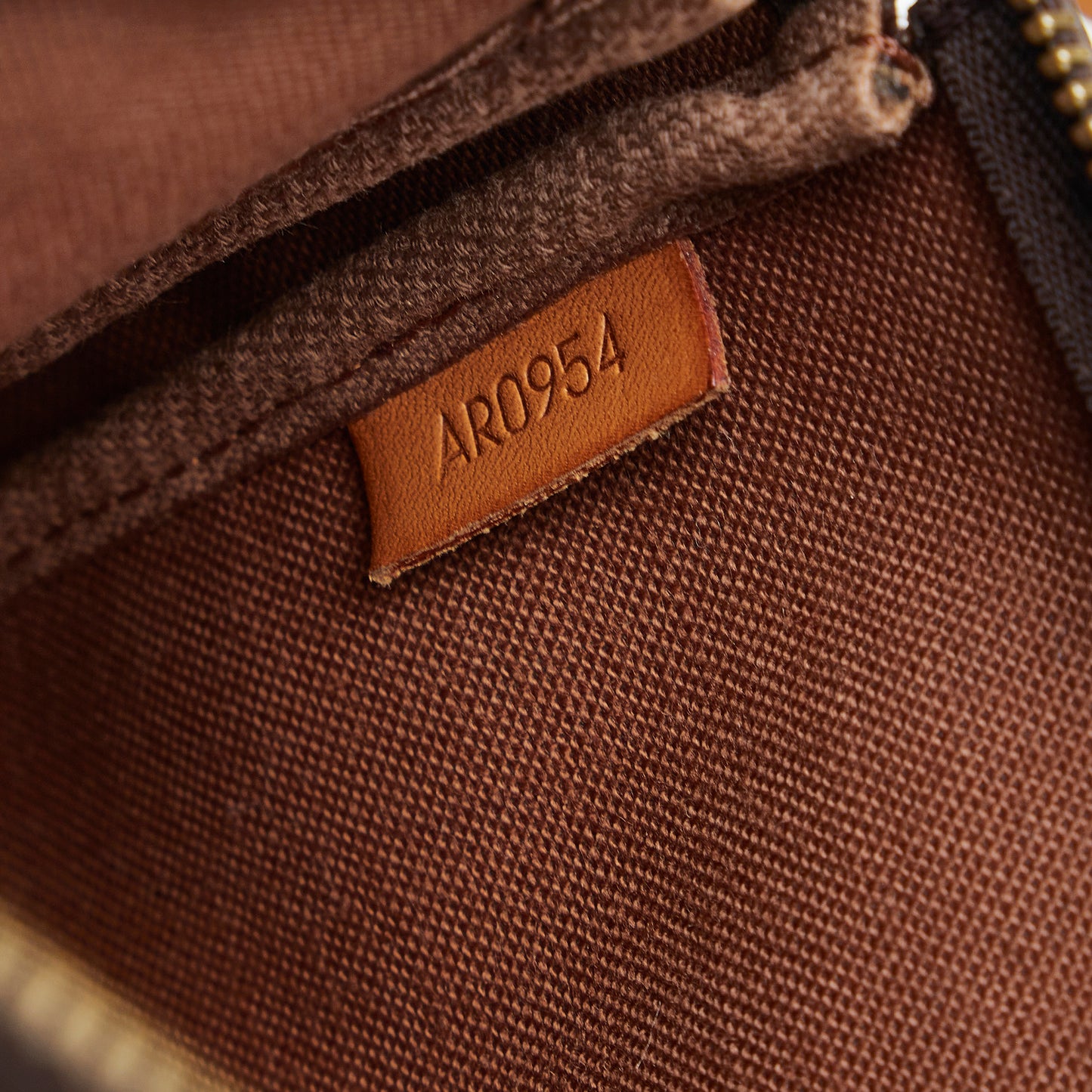 Monogram Pochette Accessoires