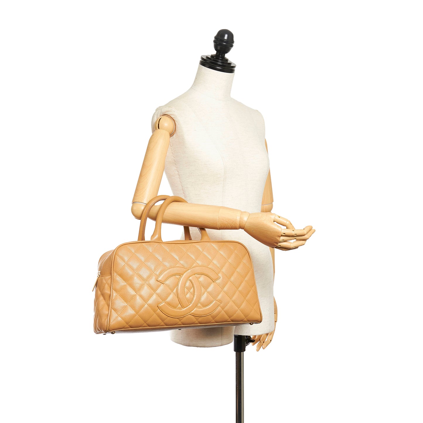 Matelasse Caviar Leather Handbag