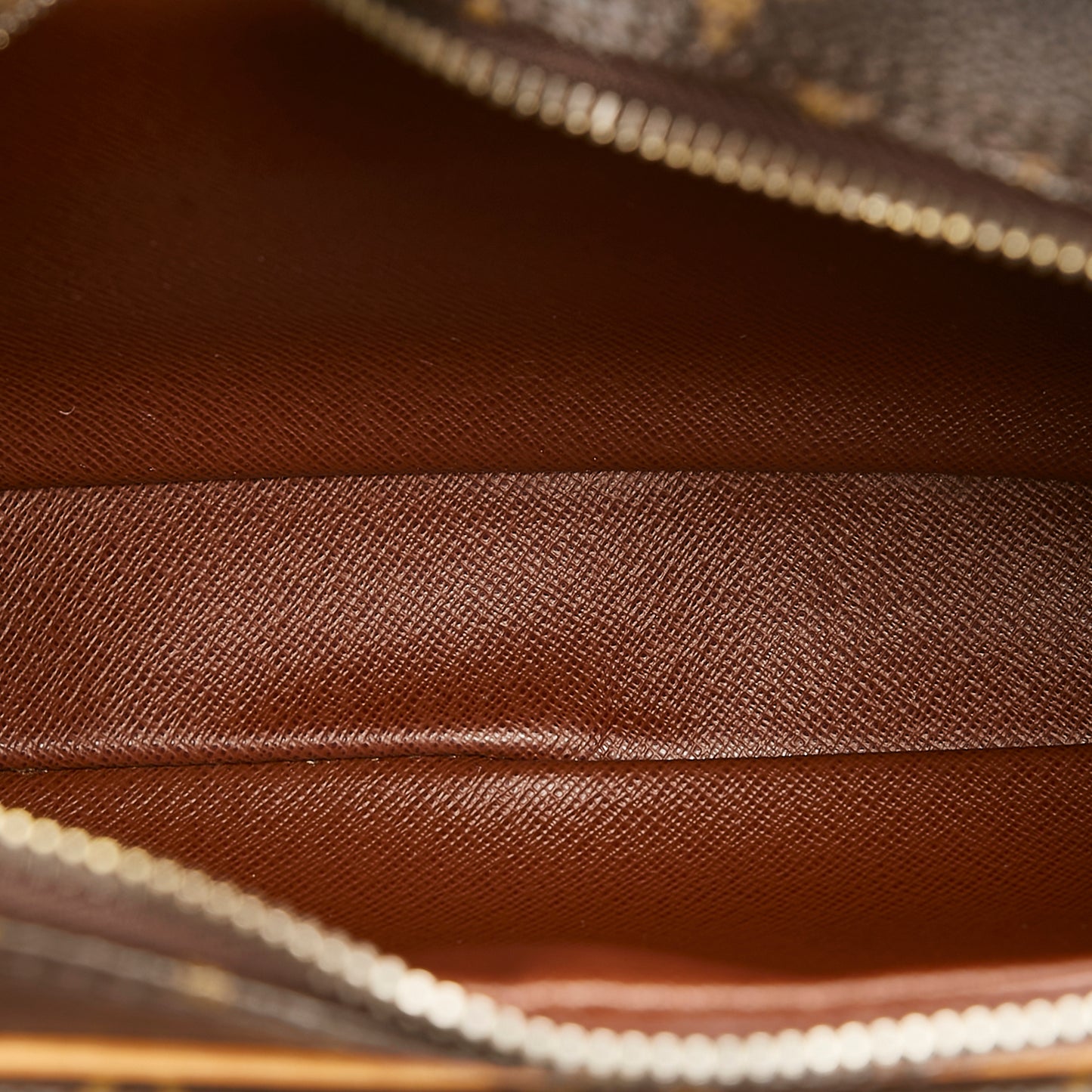 Monogram Nile