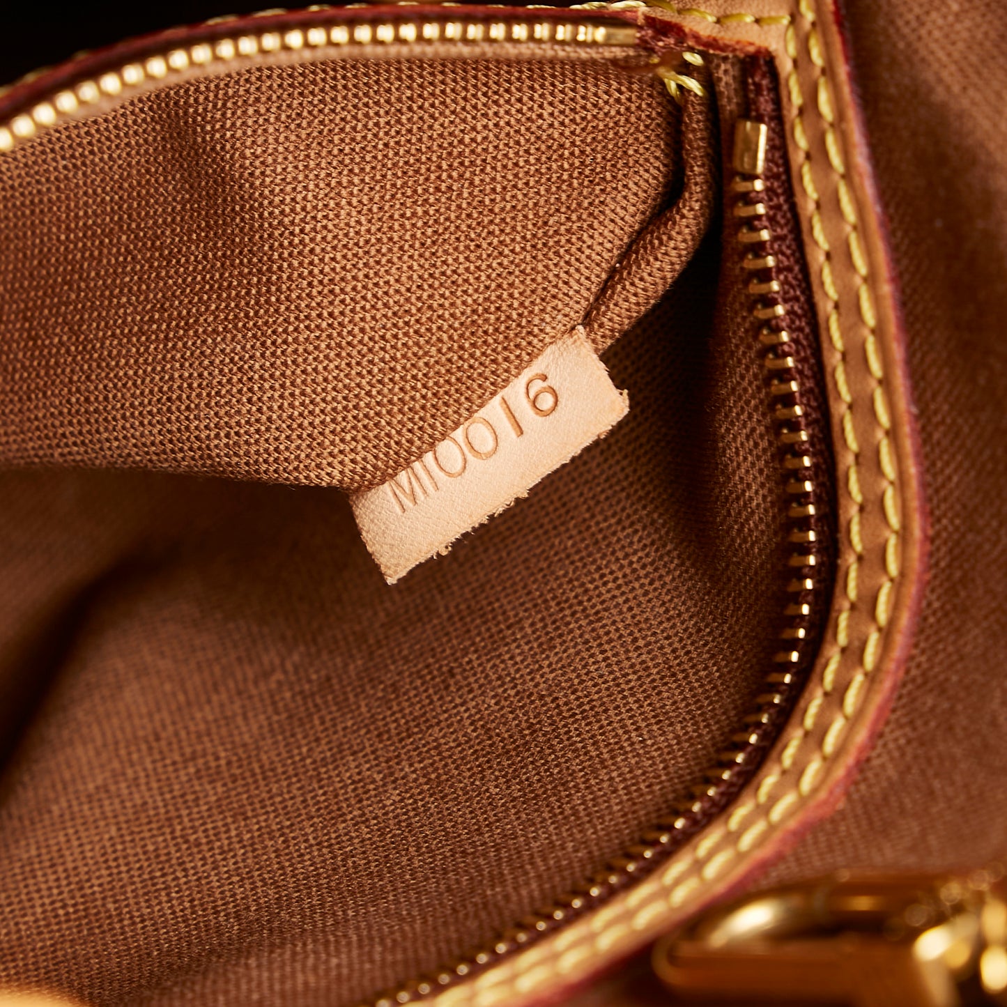 Monogram Batignolles Vertical