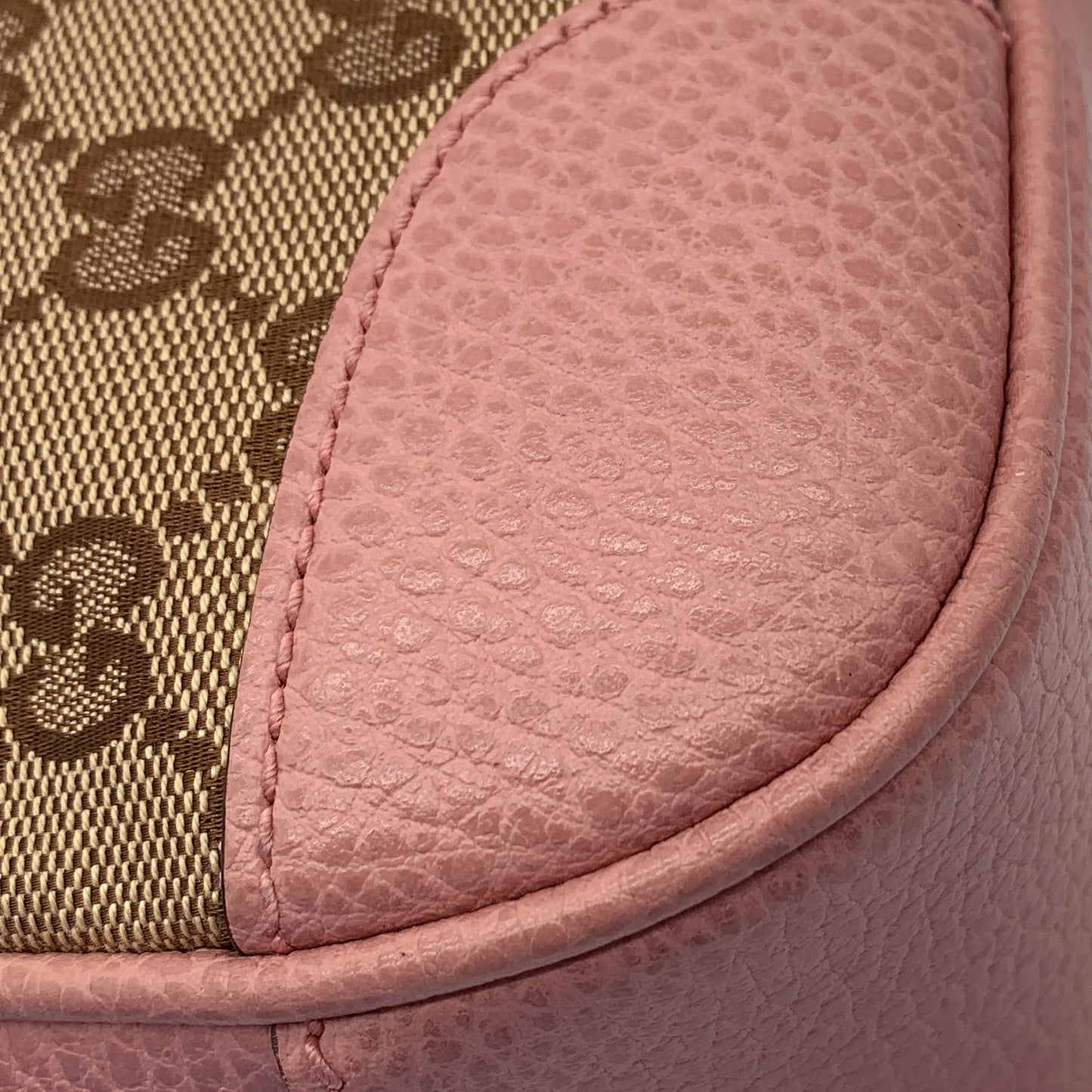 GG Canvas Bree Crossbody Bag