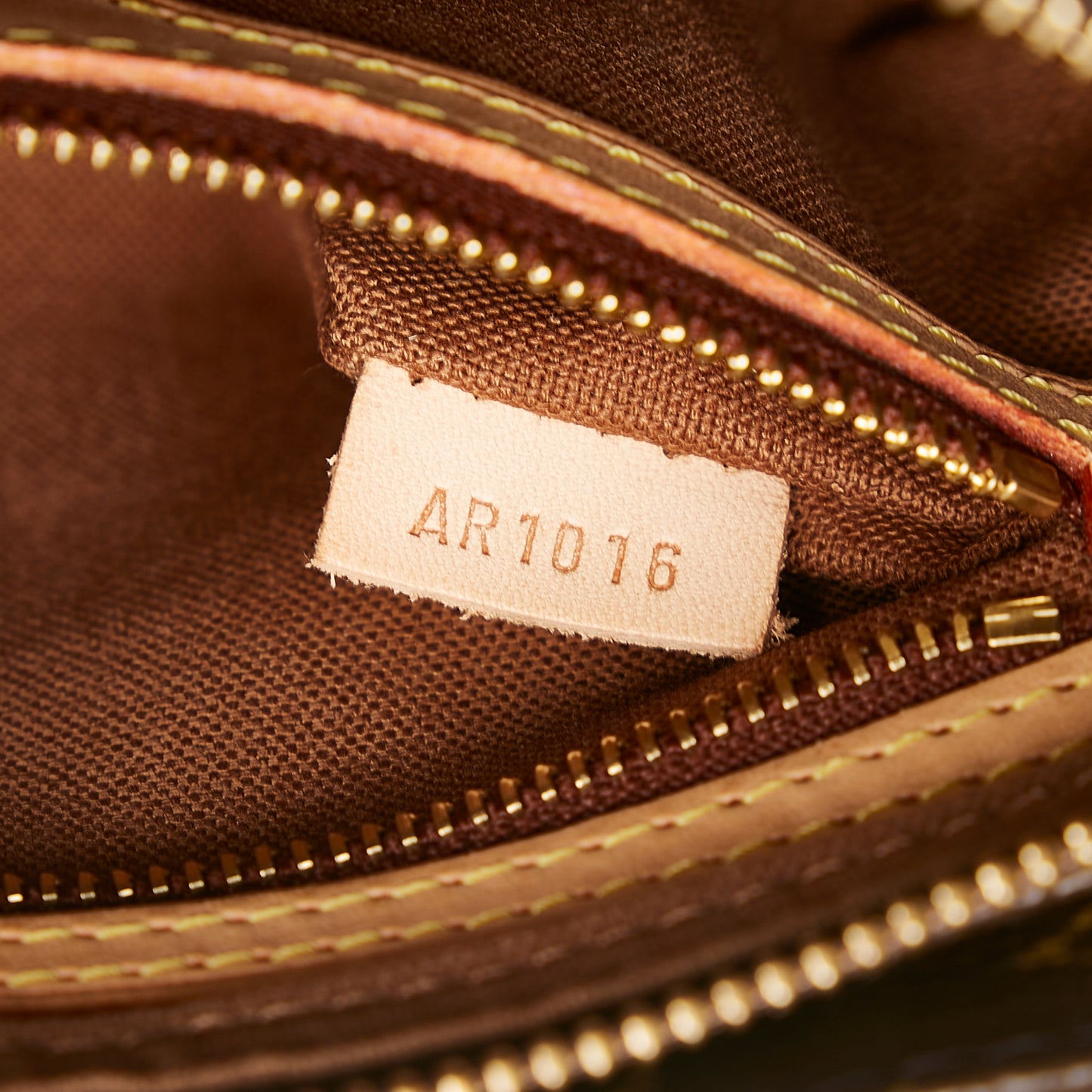 Monogram Trotteur
