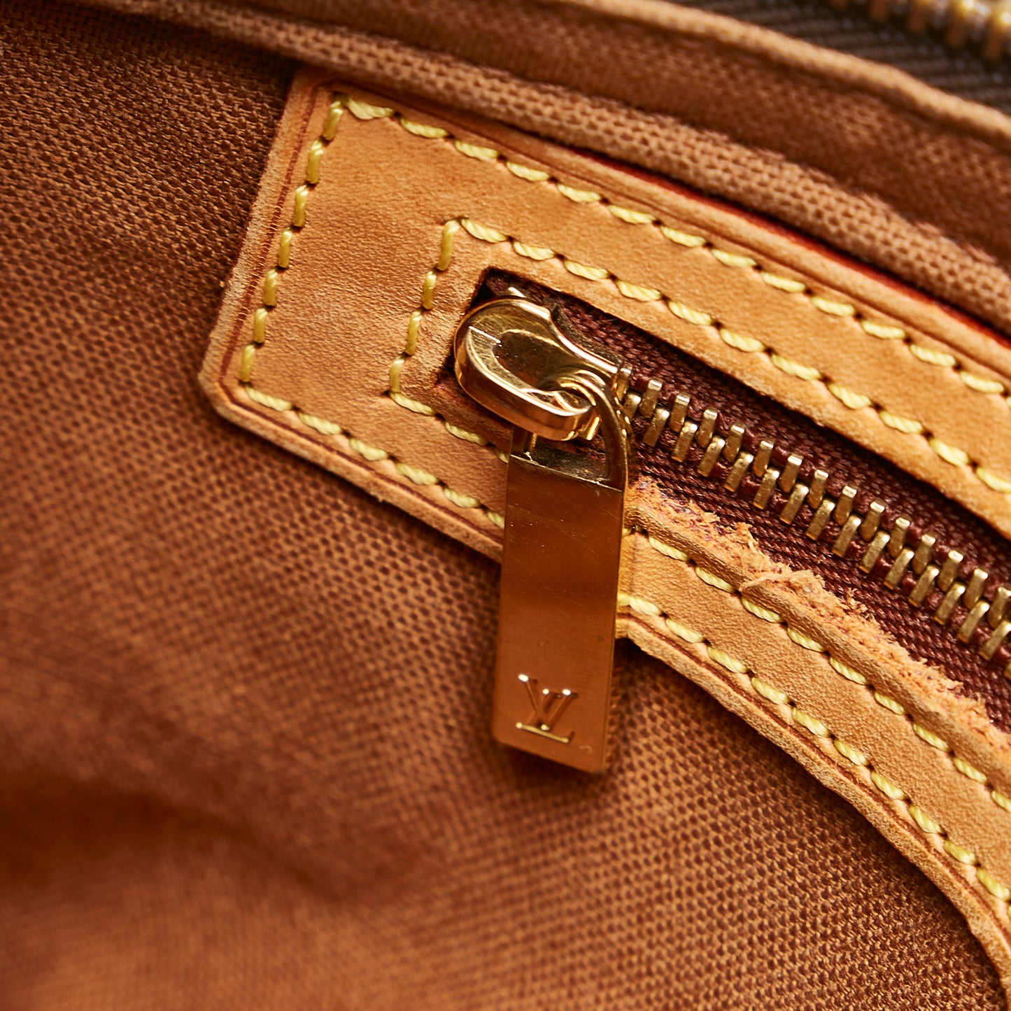 Monogram Trotteur