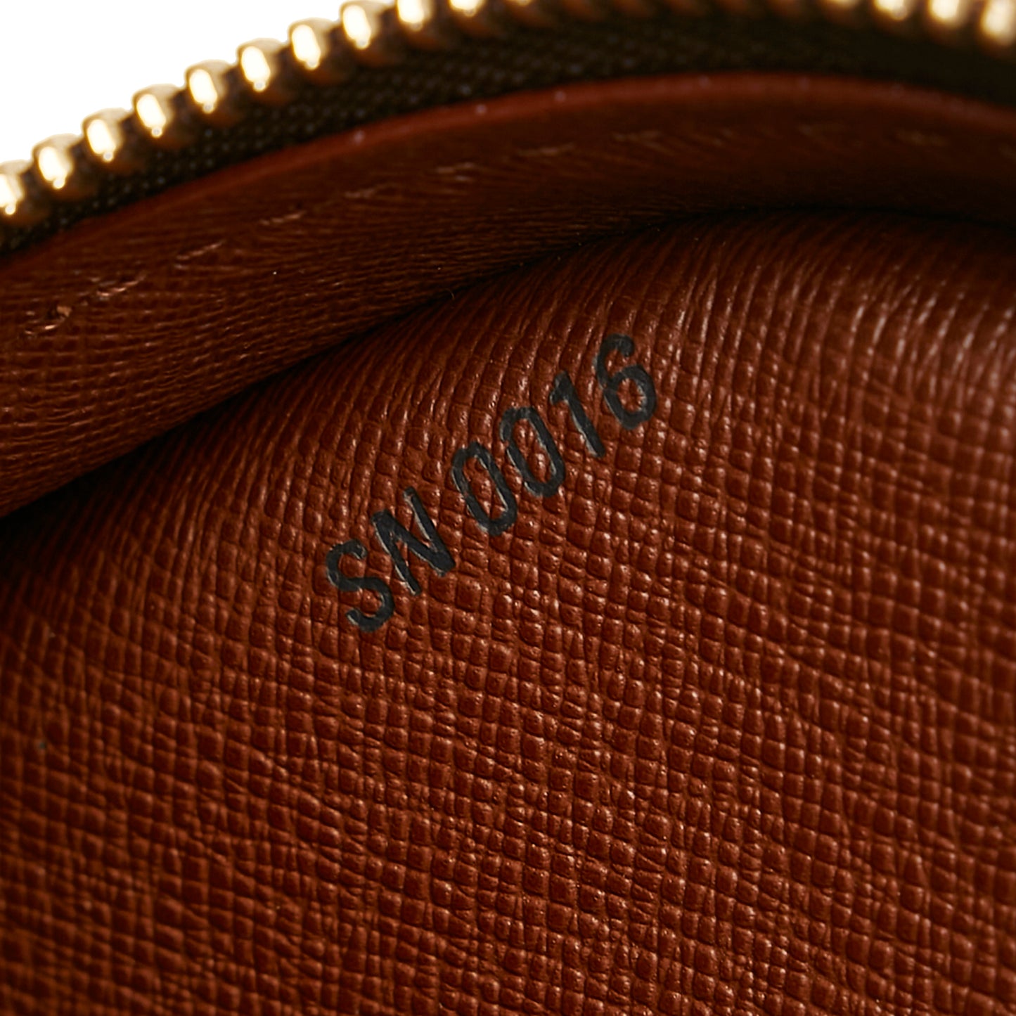 Monogram Blois