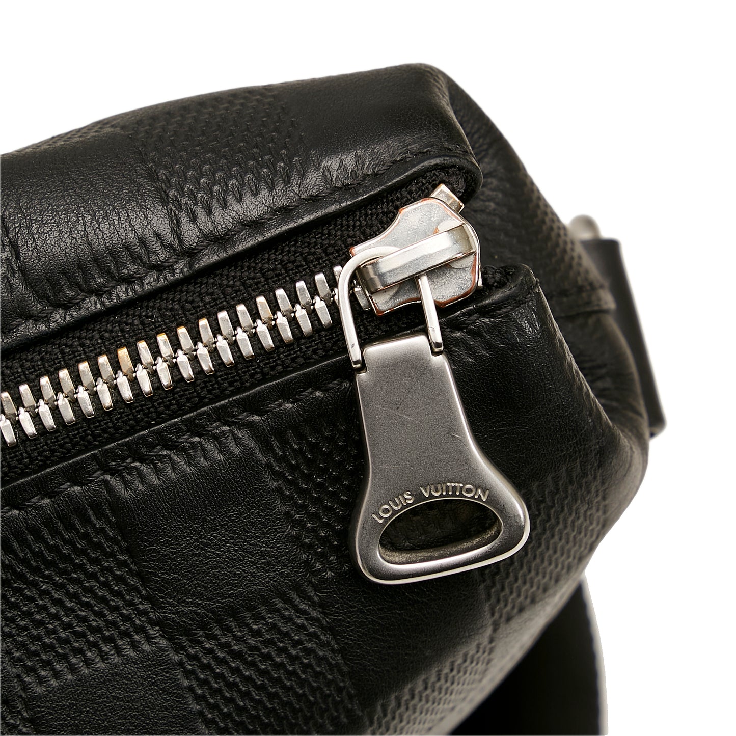 Damier Infini Discovery Messenger