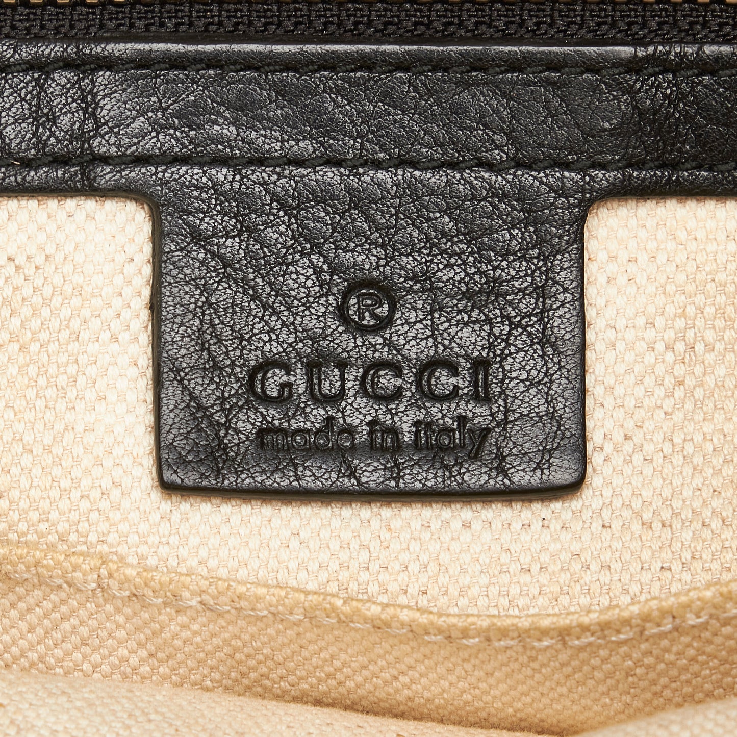 Interlocking G Crossbody