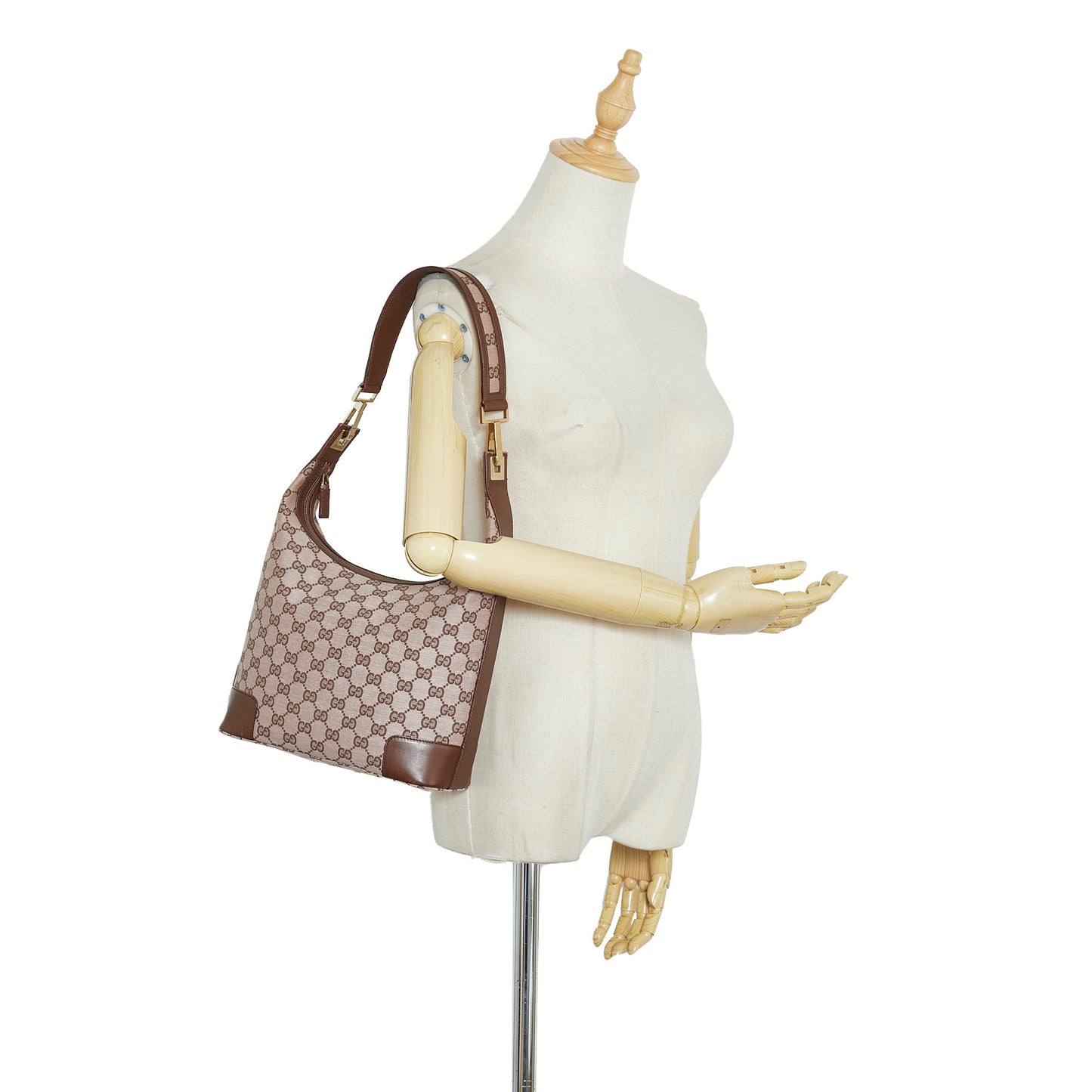 GG Canvas Shoulder Bag